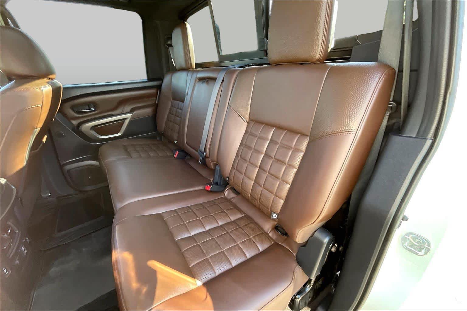 Used 2023 Nissan Titan Platinum Reserve w/ Moonroof Package AWD/4WD image 19