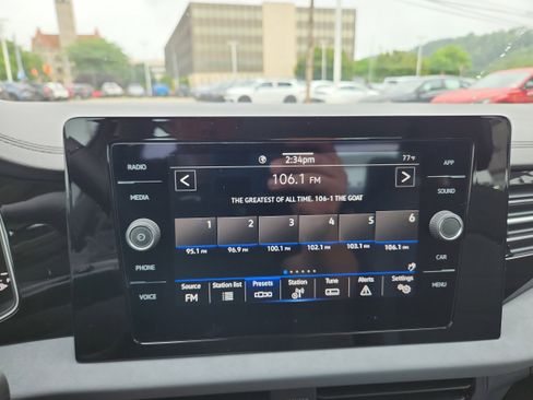 New 2025 Volkswagen Jetta SE image 16