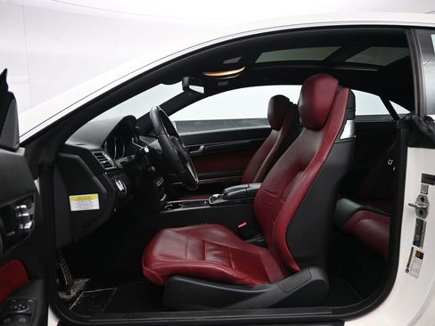 Used 2014 Mercedes-Benz E 350 4MATIC Coupe image 20