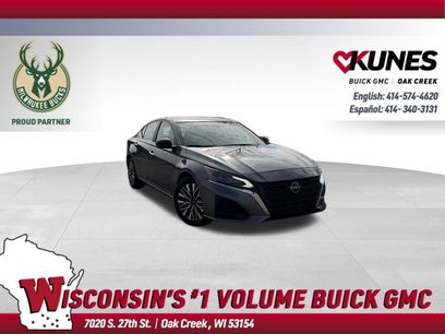 Used 2025 Nissan Altima 2.5 SV