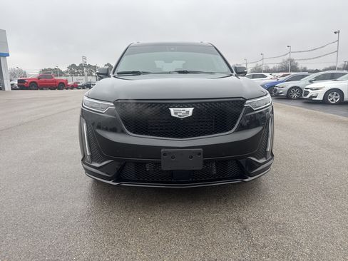 Used 2024 Cadillac XT6 Sport w/ LPO, ONYX Package image 8