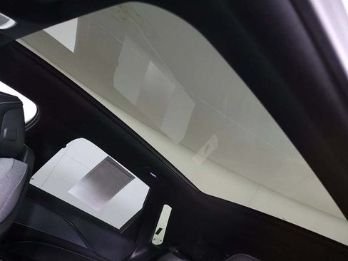 Used 2024 Cadillac Lyriq Tech RWD image 19