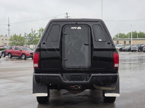 Used 2015 RAM 2500 Laramie w/ Black Appearance Group AWD/4WD image 16