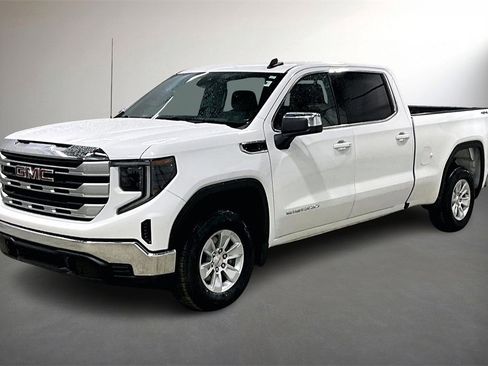 Used 2023 GMC Sierra 1500 SLE image 3