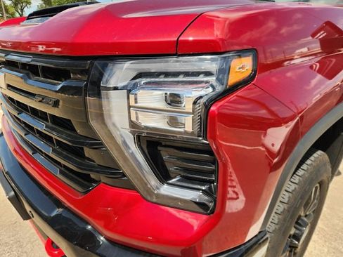 Used 2026 Chevrolet Silverado 2500 LTZ w/ LTZ Plus Package AWD/4WD image 5