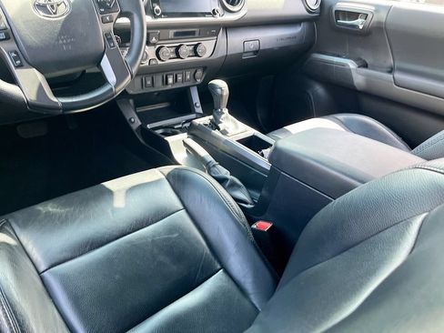 Used 2023 Toyota Tacoma TRD Off-Road AWD/4WD image 22