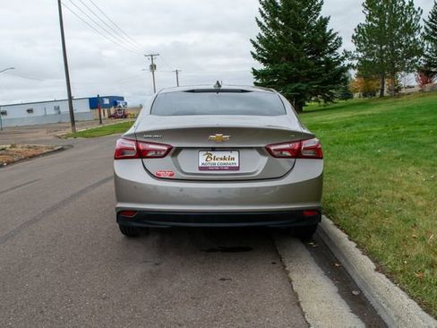 Used 2024 Chevrolet Malibu LT image 5