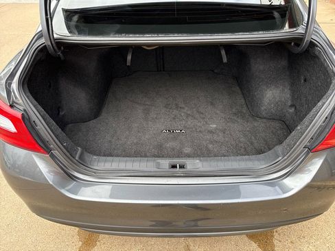 Used 2016 Nissan Altima 2.5 SL w/ 2.5 Technology Package image 17