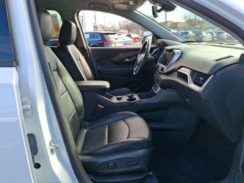 Used 2023 GMC Terrain SLT w/ Elevation Edition image 27