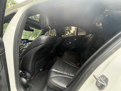 Used 2019 Mercedes-Benz C 300 4MATIC Sedan image 12