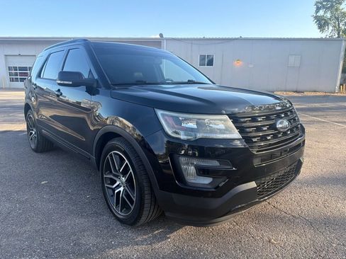 Used 2016 Ford Explorer Sport w/ Equipment Group 401A AWD/4WD image 3