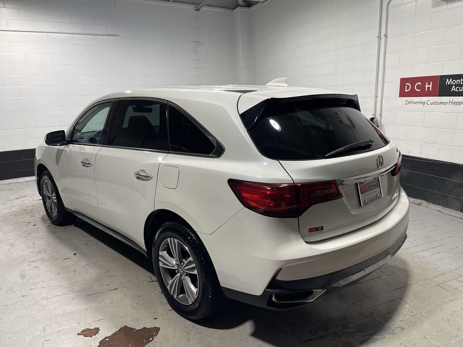 Used 2019 Acura MDX SH-AWD image 4