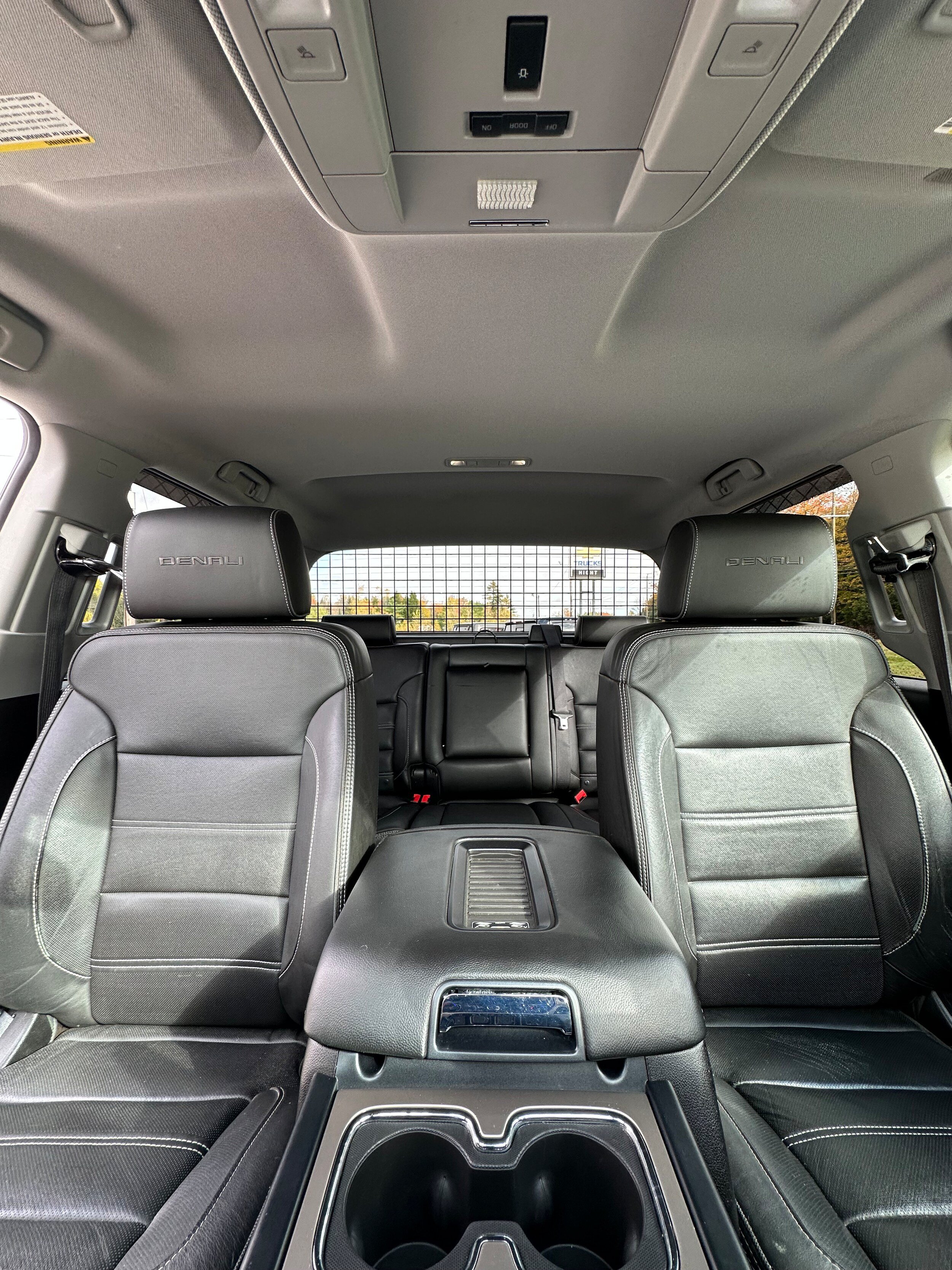 Used 2019 GMC Sierra 3500 Denali w/ Duramax Plus Package AWD/4WD image 11