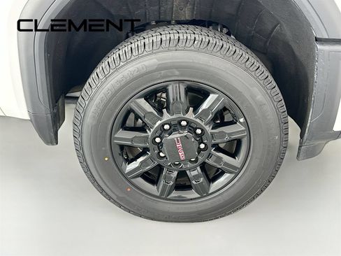 Used 2025 GMC Sierra 2500 AT4 AWD/4WD image 37