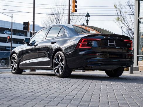 Certified 2025 Volvo S60 B5 Core AWD/4WD image 5