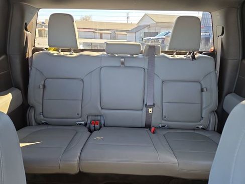 Used 2021 GMC Sierra 1500 SLT w/ X31 Off-Road Package AWD/4WD image 28