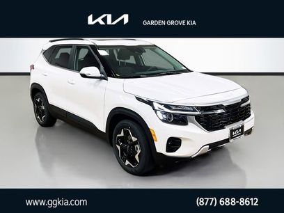 New 2025 Kia Seltos EX w/ EX Sunroof Package