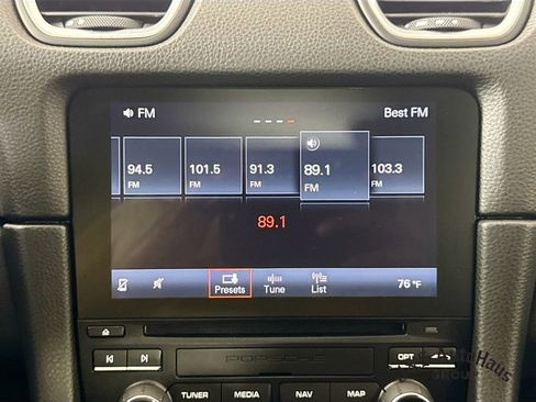 Used 2022 Porsche 718 Cayman RWD image 16