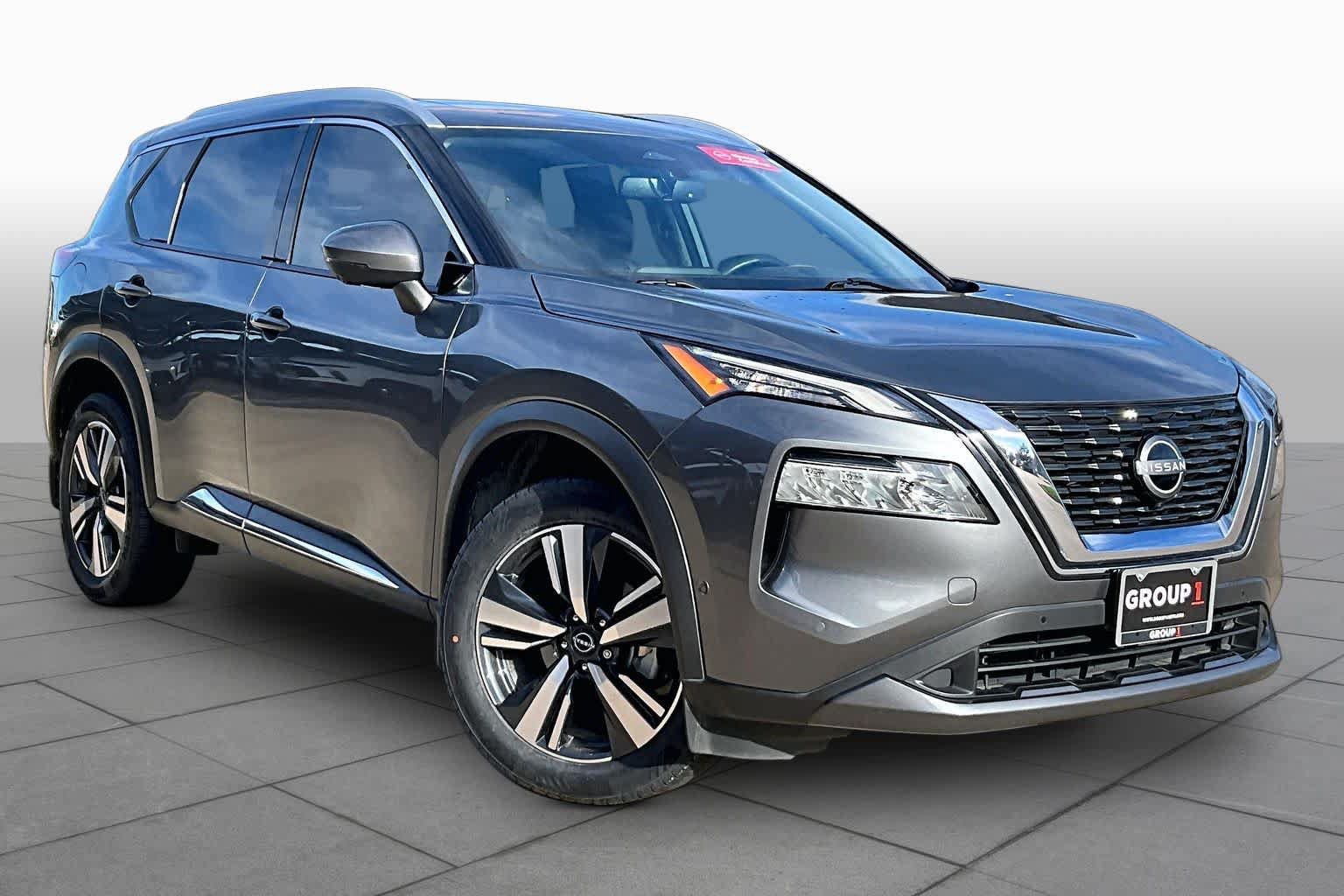 Certified 2023 Nissan Rogue SL w/ SL Premium Package FWD image 3