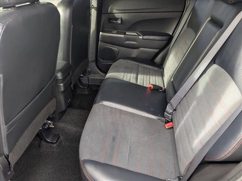 Used 2024 Mitsubishi Outlander Sport AWD image 20