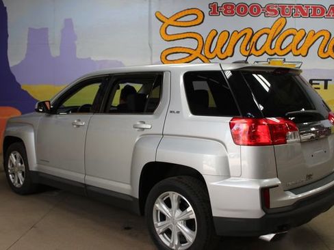 Used 2017 GMC Terrain SLE AWD/4WD image 6