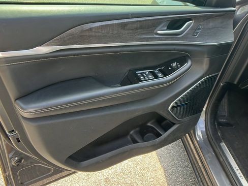 Used 2021 Jeep Grand Cherokee L Overland image 14