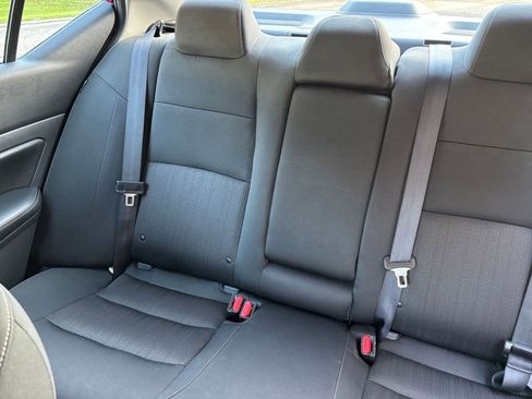 Used 2025 Nissan Altima 2.5 SV FWD image 34