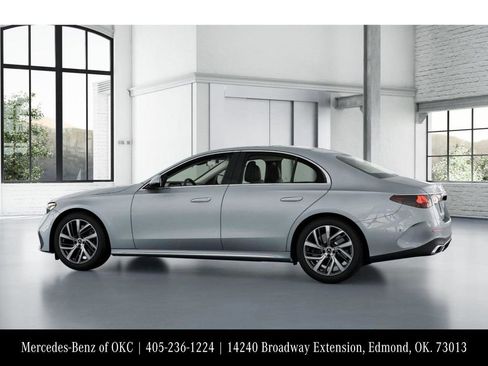 New 2026 Mercedes-Benz E 450 4MATIC Sedan image 32