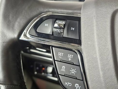 Used 2022 Lincoln Navigator Black Label image 33