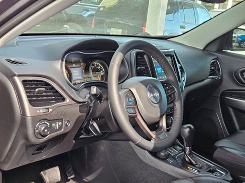 Used 2022 Jeep Cherokee Latitude Lux image 10