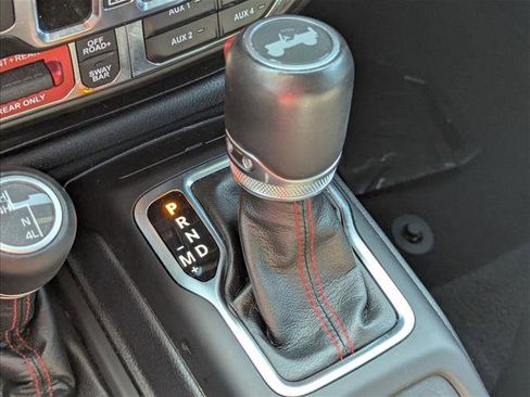 Used 2021 Jeep Wrangler Unlimited Rubicon image 12