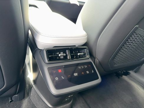 New 2026 Polestar Polestar 4 image 17