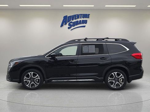 Used 2024 Subaru Ascent Limited w/ Technology Package image 4