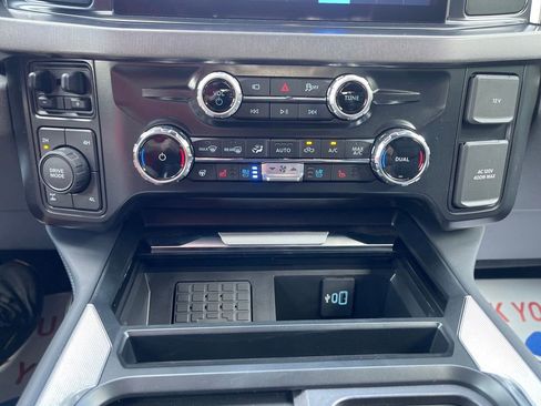 New 2025 Ford F350 Platinum w/ FX4 Off-Road Package image 30