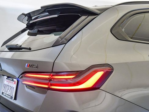 Used 2025 BMW M5 Touring w/ M Driver's Package image 22