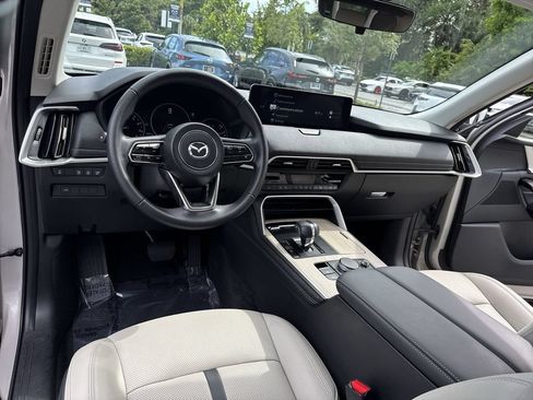 Certified 2025 MAZDA CX-90 3.3 Turbo w/ Preferred Package AWD/4WD image 35