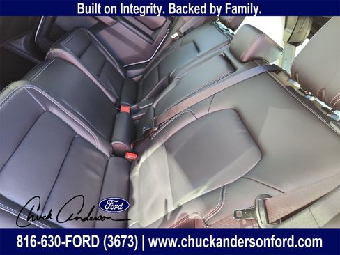 New 2025 Ford Bronco Outer Banks w/ Sasquatch Package image 22