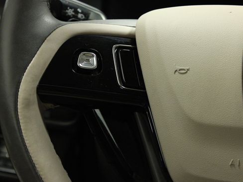 Used 2024 Lincoln Corsair Reserve w/ Equipment Group 201A image 22