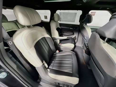 New 2026 Kia EV9 GT-Line AWD/4WD image 25