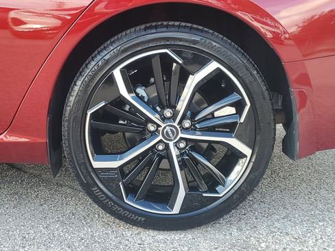 Certified 2024 Nissan Altima 2.5 SR w/ SR Premium Package image 10