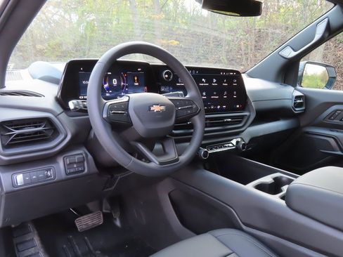 New 2026 Chevrolet Silverado EV W/T image 16