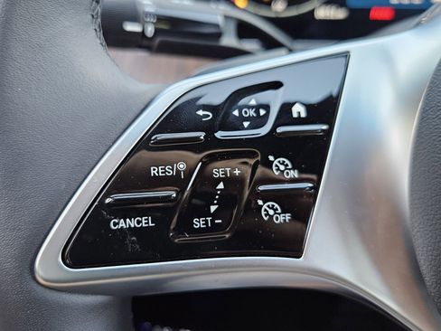 New 2025 Mercedes-Benz C 300 Sedan image 28