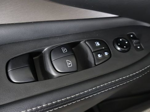 Used 2023 Nissan Murano SV w/ SV Midnight Edition Package AWD/4WD image 36