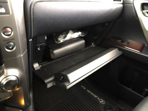 Used 2019 Lexus GX 460 Luxury w/ Sport Design Package image 26