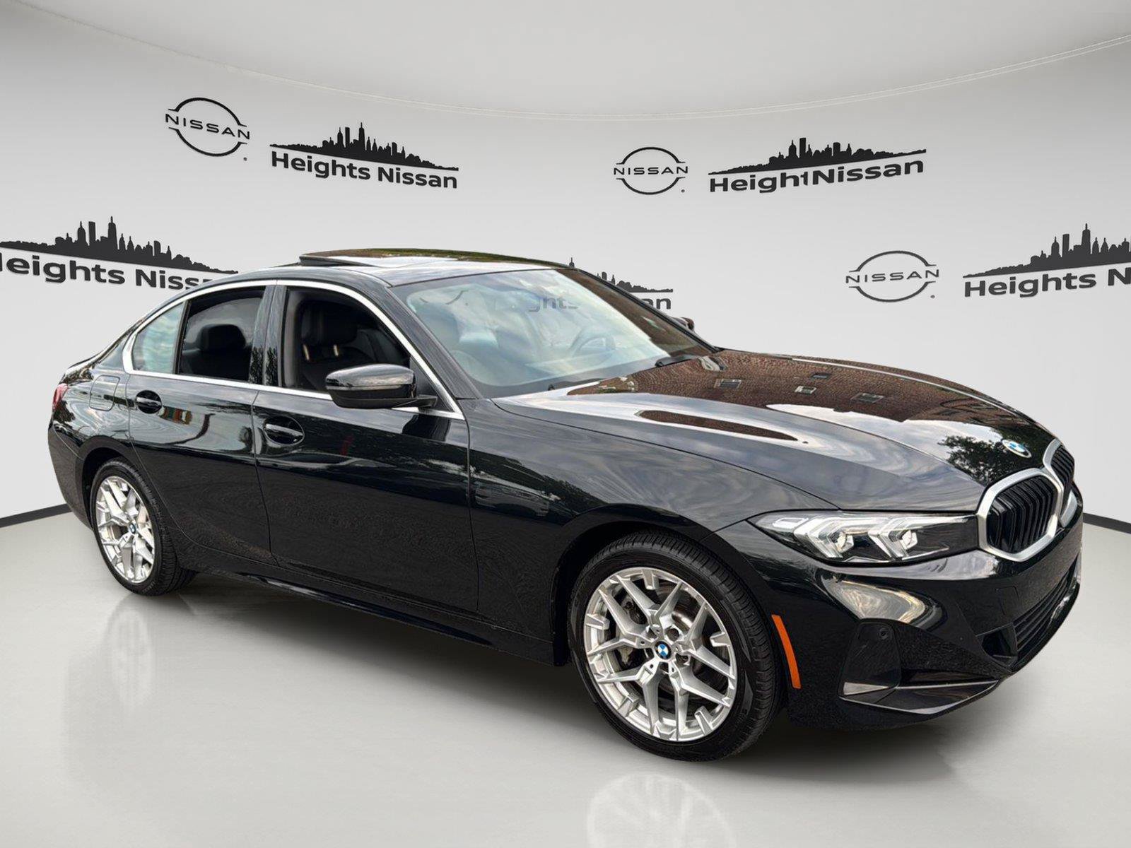 Used 2026 BMW 330i xDrive Sedan w/ Convenience Package AWD/4WD image 5