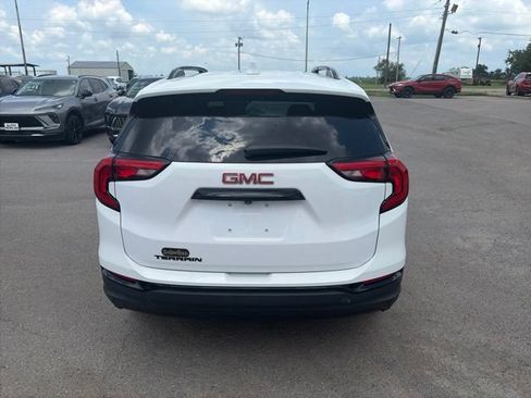 Used 2021 GMC Terrain SLT w/ Elevation Edition FWD image 5
