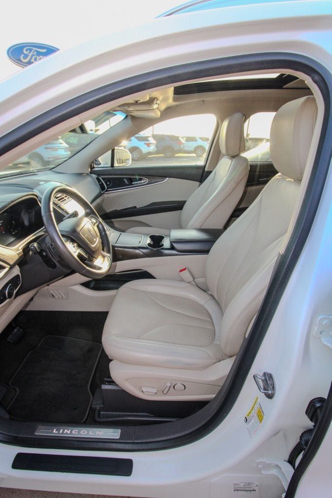 Used 2020 Lincoln Nautilus Reserve AWD/4WD image 15