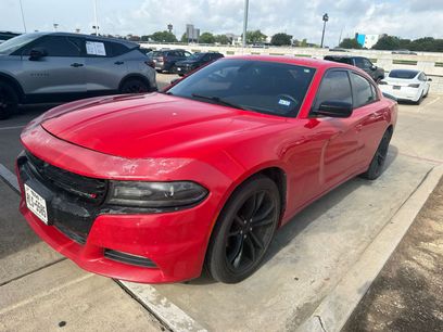 Used 2016 Dodge Charger SXT w/ Plus Group