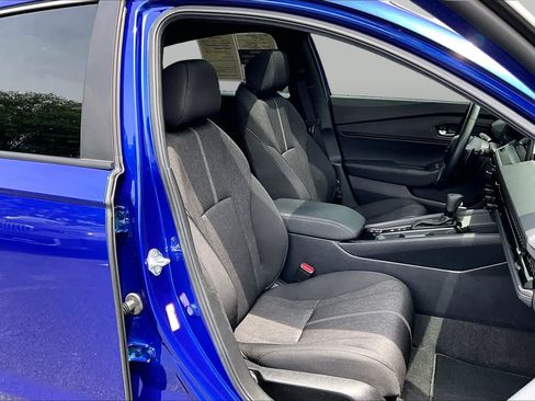 Used 2025 Honda Accord Sport image 14