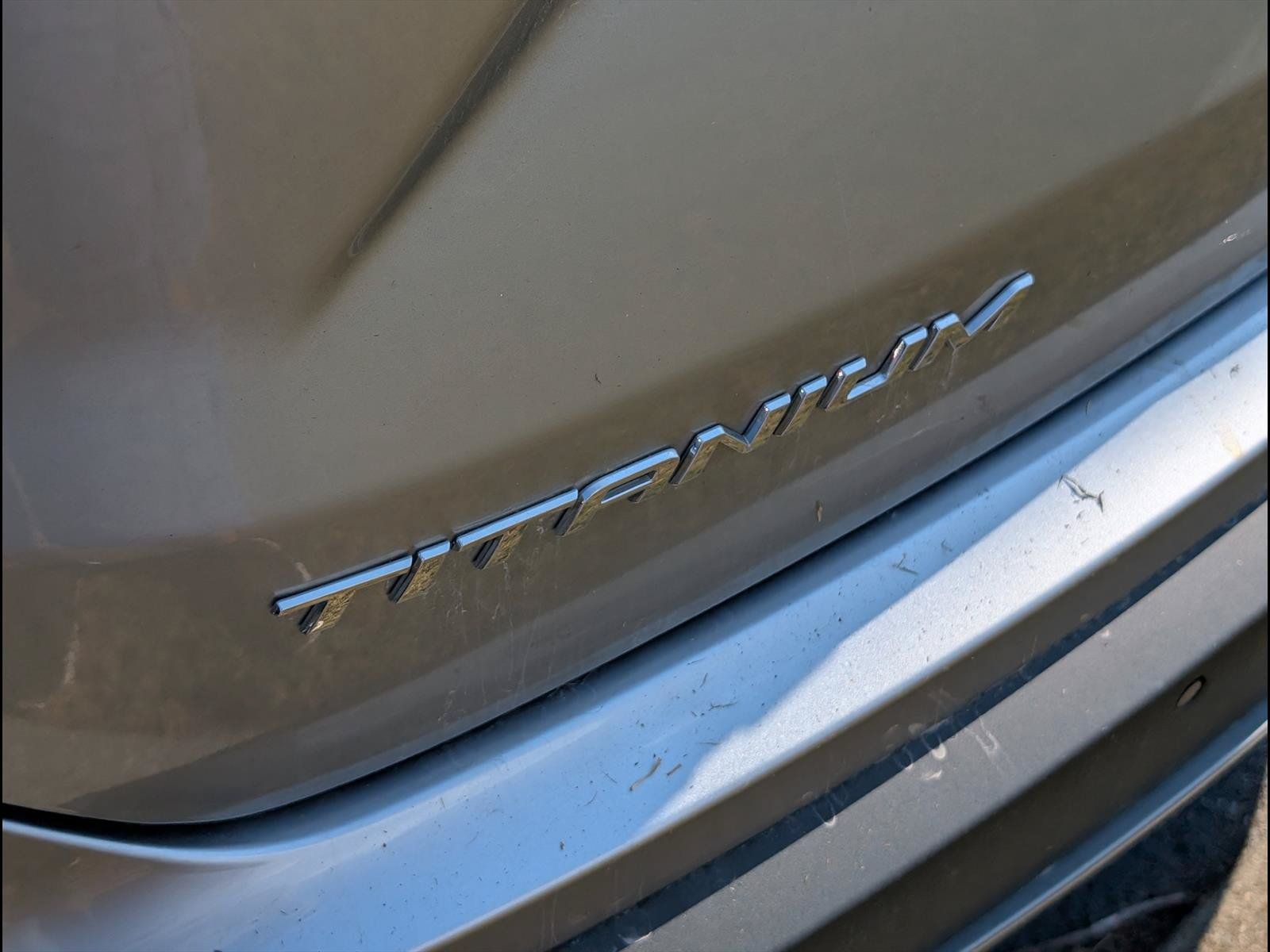 Used 2024 Ford Edge Titanium AWD/4WD image 7